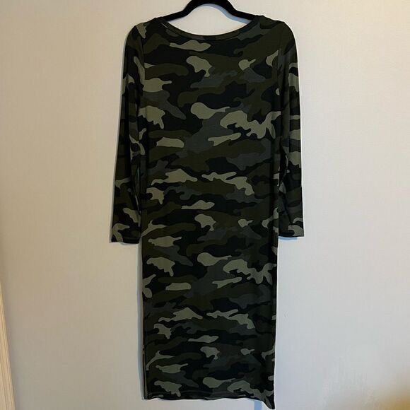 NWT BB Dakota Can You See Me Now camo midi dress - Picture 4 of 9